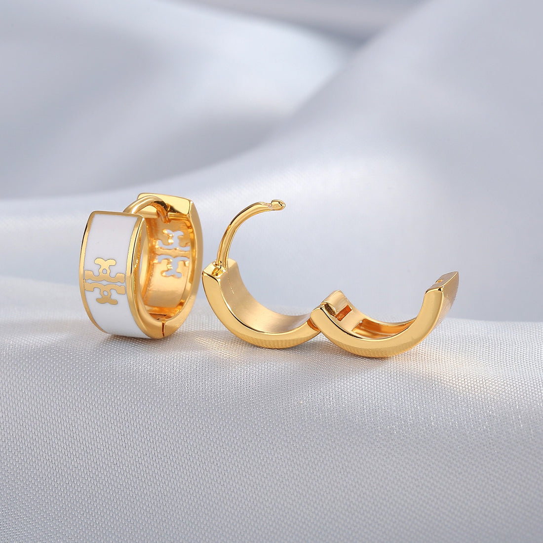 Xiaoxiangfeng Drip Oil Ear Buckle, Light Luxury, High Grade Earrings