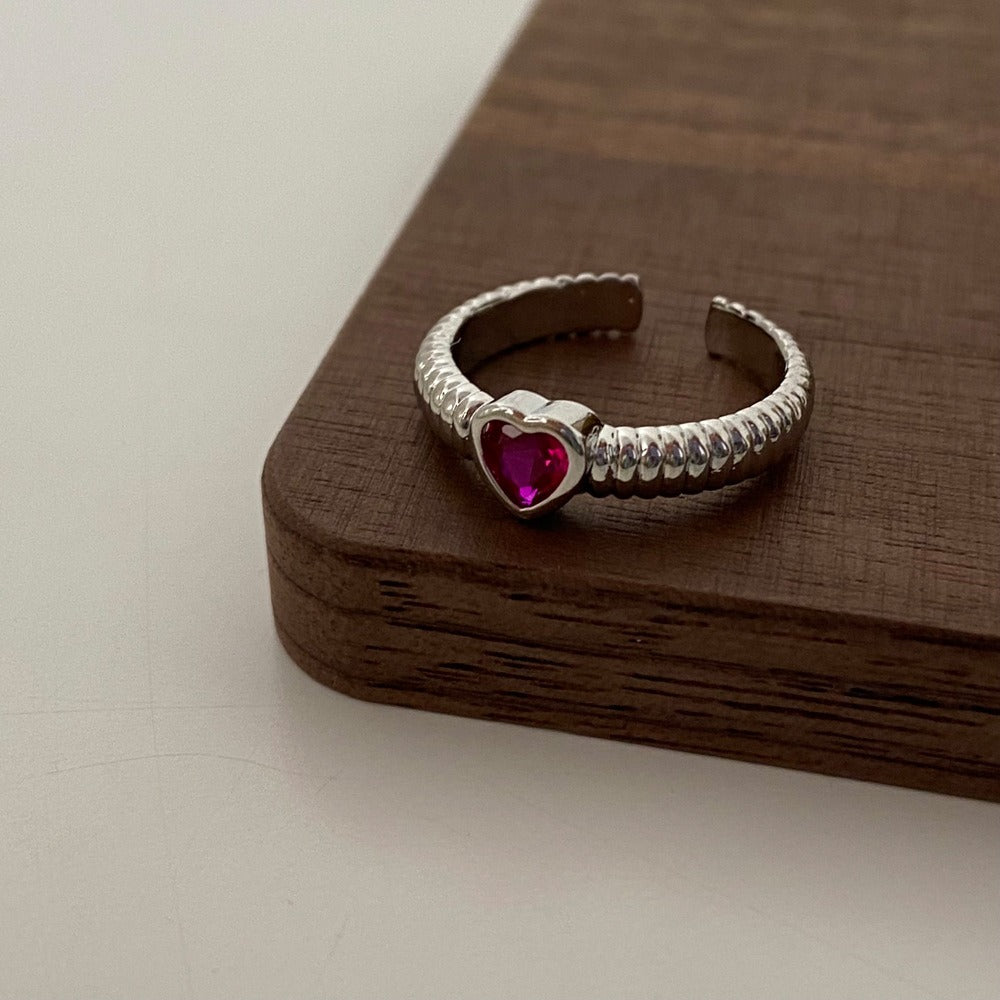 Metal colored brick and stone love ring designed by female niche, fashionable and personalized, simple and versatile, elegant and high-end feeling ring