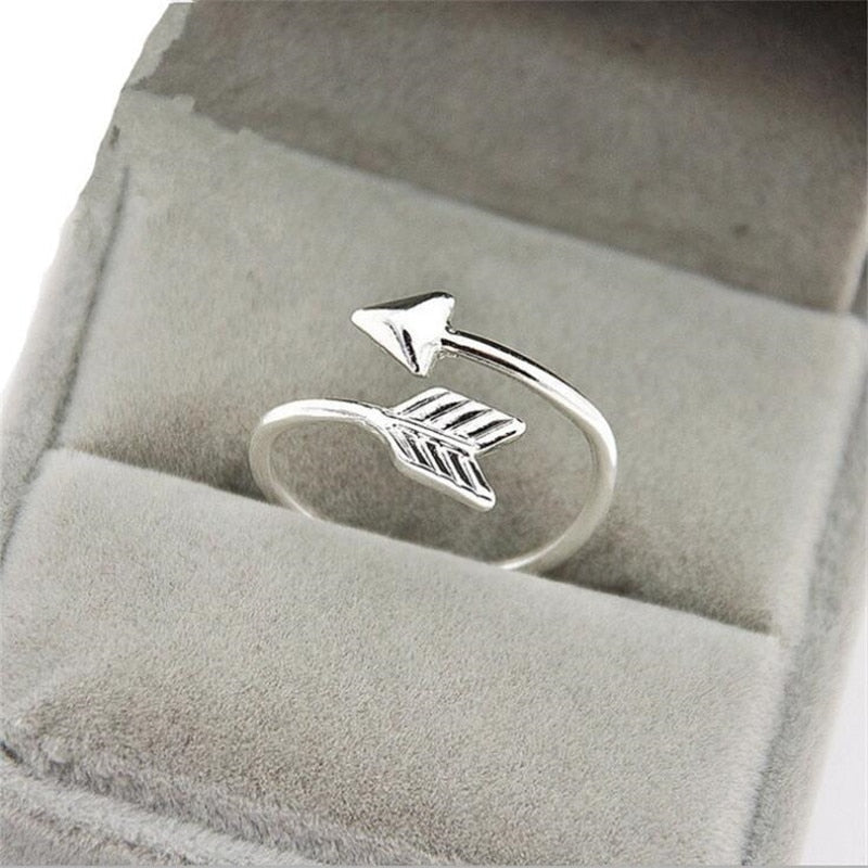 New Simple Creative Fashion Arrow 925 Sterling Silver Jewelry Not Allergic Popular Personality Women Love Opening Rings  SR575