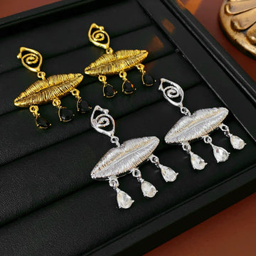 Eyes, lips, water droplets, diamond studded earrings, high-end feel, personality, temperament, earrings for women