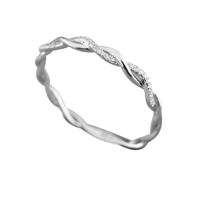 Women Twisted Shape Engagement Ring